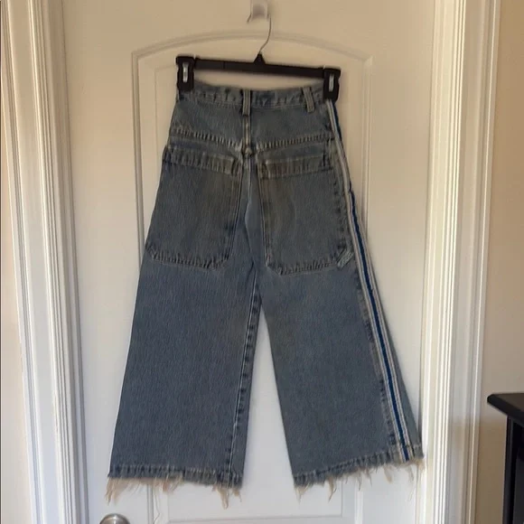 JNCO Blue and White Wide-Leg Cropped Jeans